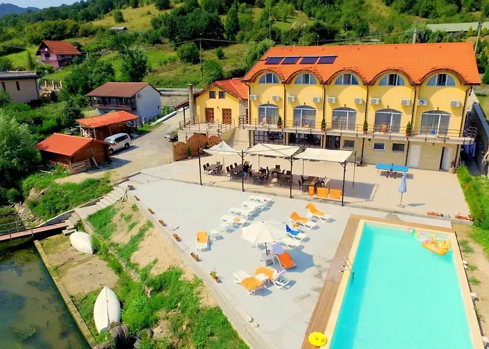 Mai Danube Hotel Ieşelniţa